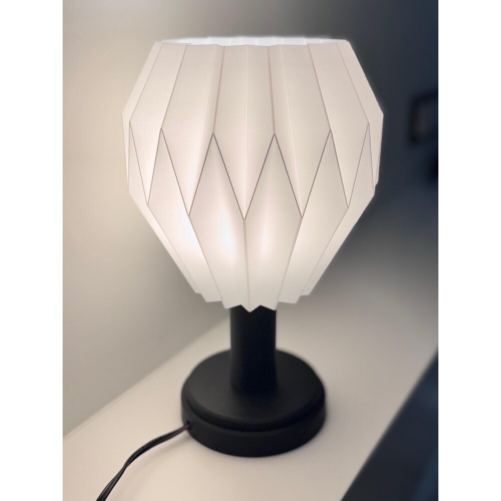 Origami Tasarım Masa Lambası - Modern Geometrik LED | ESL Dekor